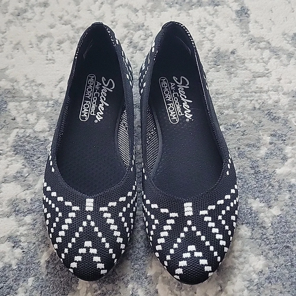 Skechers air cooled